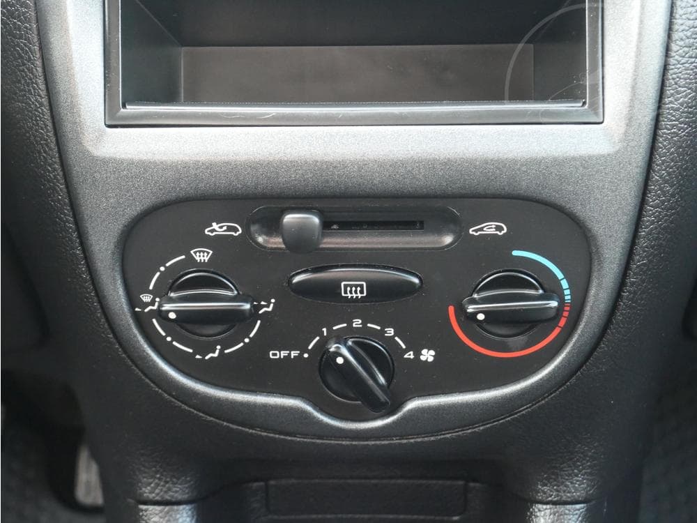2004 Peugeot 206 - 12