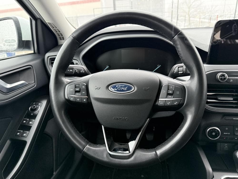 2022 Ford FOCUS - 25