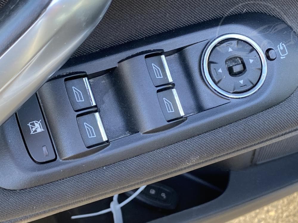 2011 Ford MONDEO - 21