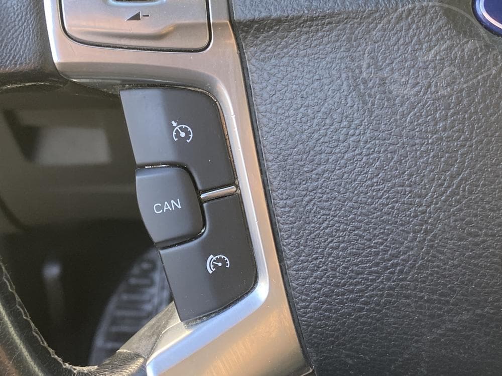 2011 Ford MONDEO - 25