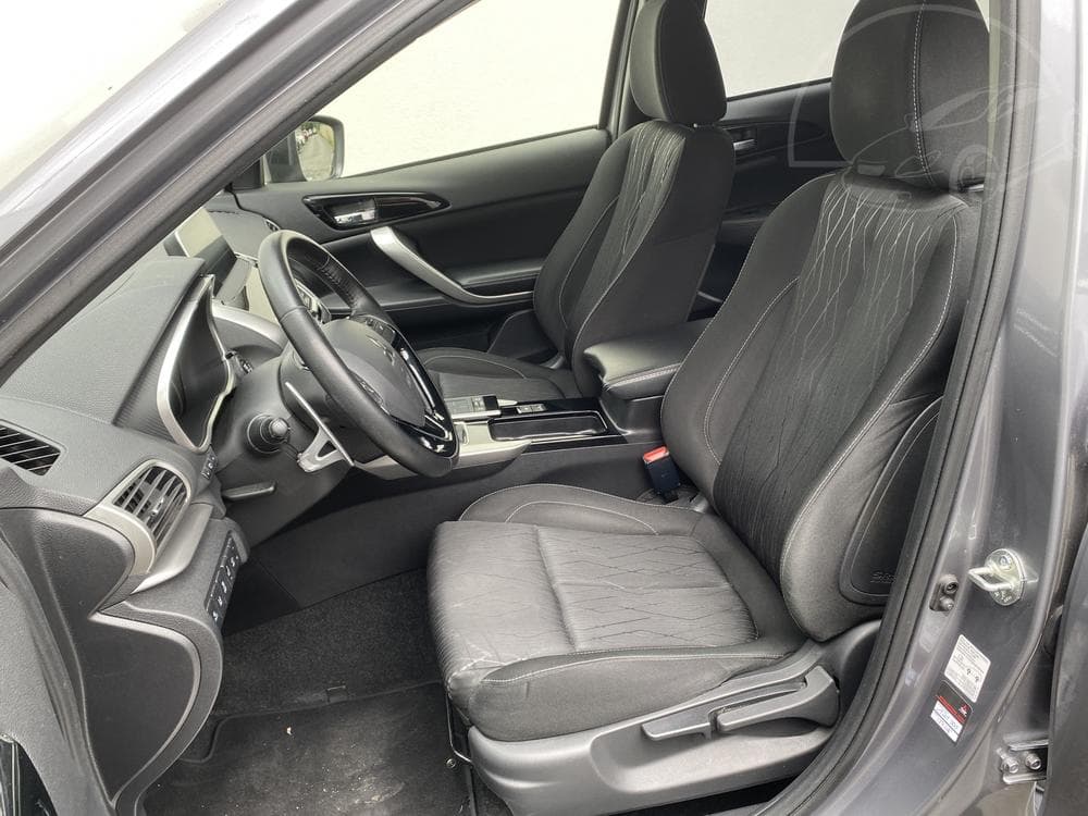 2018 Mitsubishi ECLIPSE - 9
