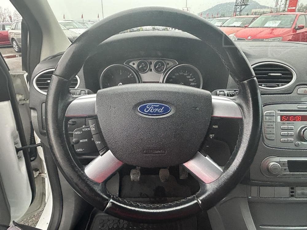 2008 Ford FOCUS - 11
