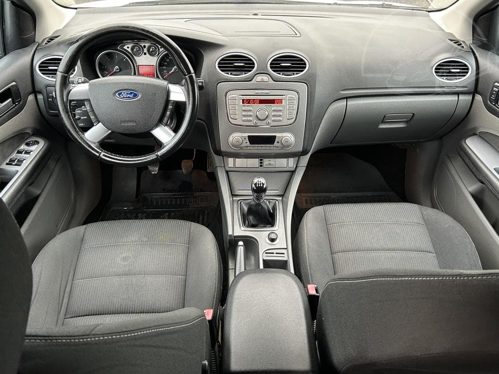 2008 Ford FOCUS - 8