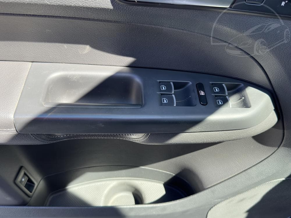 2011 Volkswagen TOURAN - 11