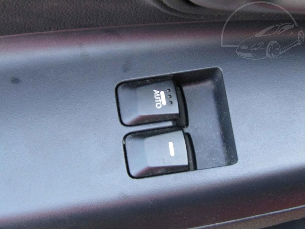 2013 Kia RIO - 12