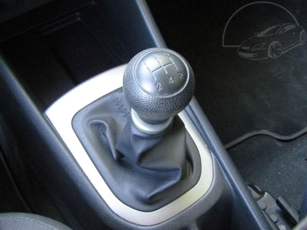 2013 Kia RIO - 15
