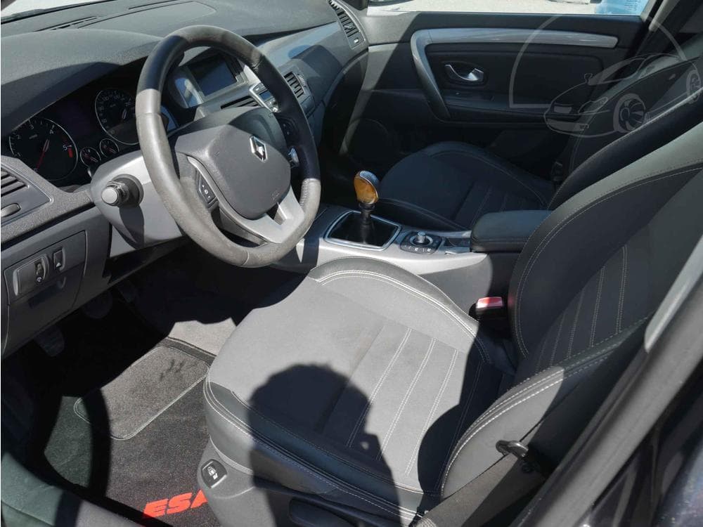 2012 Renault LAGUNA - 9