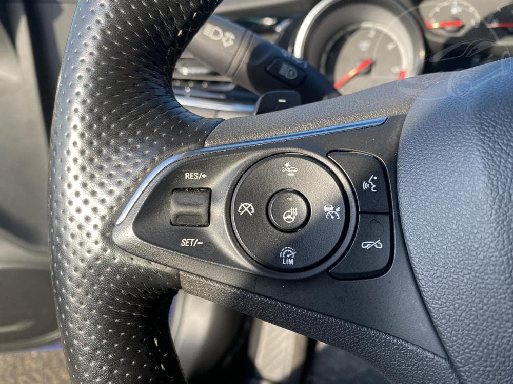 2018 Opel INSIGNIA - 14