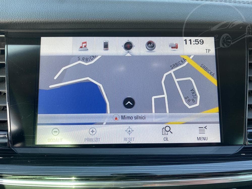 2018 Opel INSIGNIA - 18