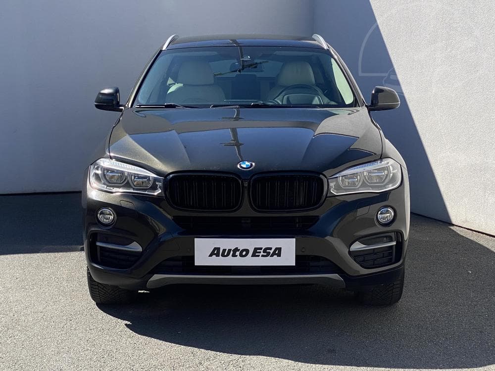 2015 BMW X6 - 3