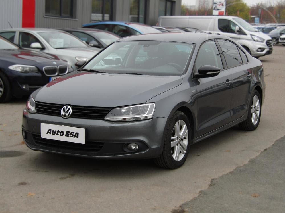 2013 Volkswagen JETTA - 3