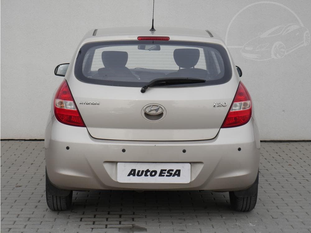 2011 Hyundai i20 - 5