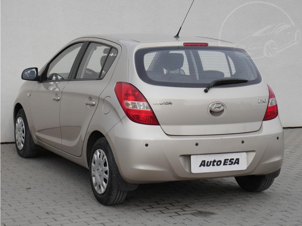 2011 Hyundai i20 - 6