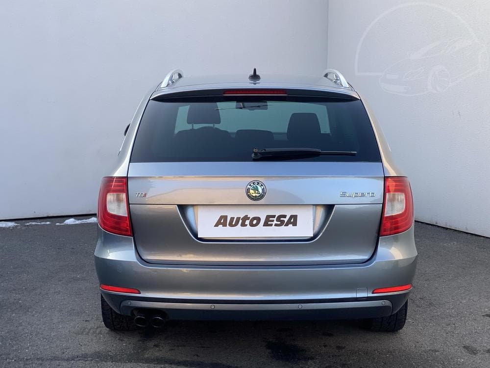 2012 Škoda SUPERB - 9