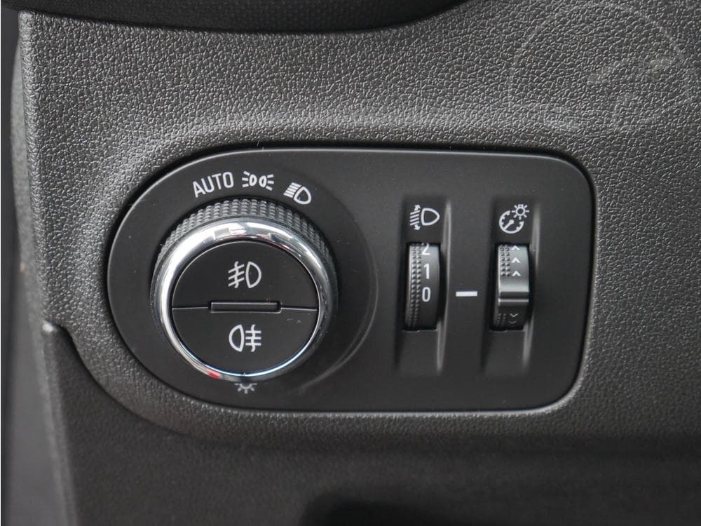 2023 Opel Crossland - 19