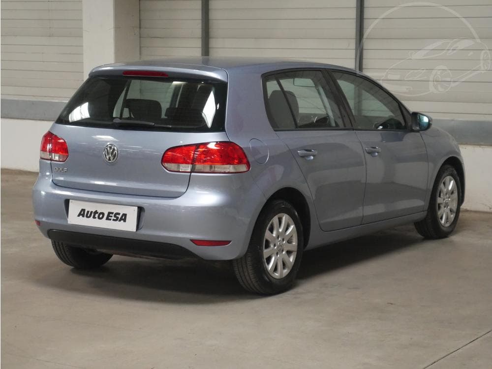 2010 Volkswagen GOLF - 4
