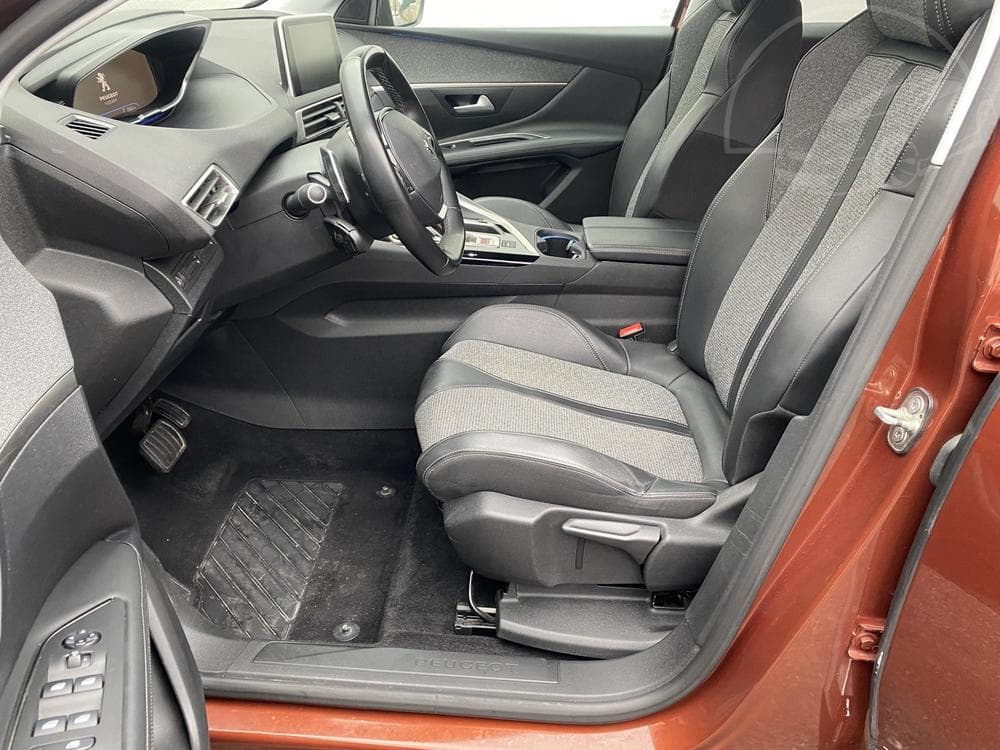 2019 Peugeot 3008 - 9