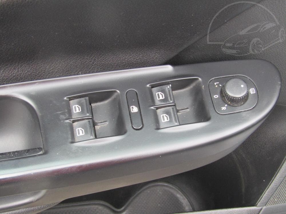 2008 Volkswagen PASSAT - 11
