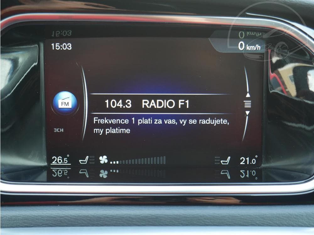 2015 Volvo V40 - 37