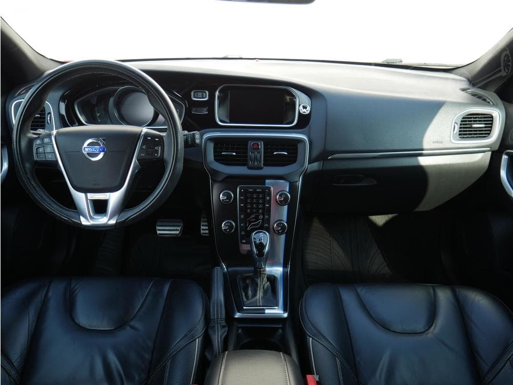 2015 Volvo V40 - 22