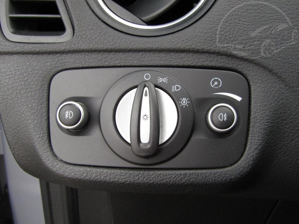 2011 Ford S-MAX - 34