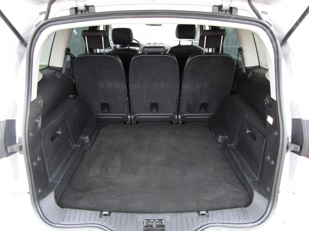 2011 Ford S-MAX - 19