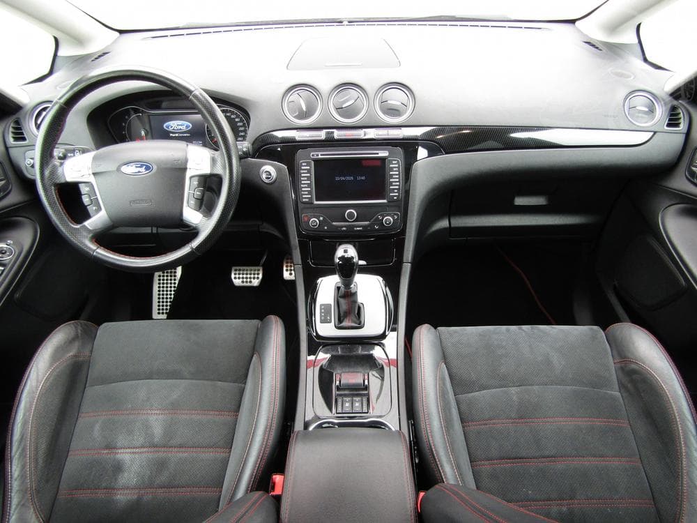 2011 Ford S-MAX - 22