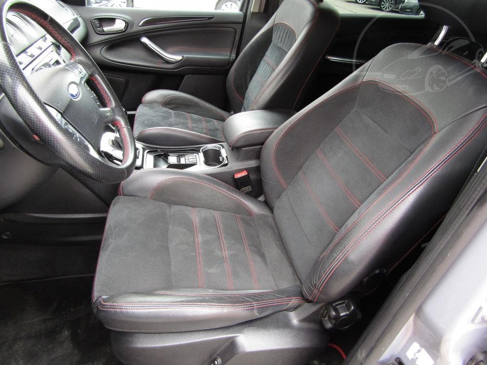 2011 Ford S-MAX - 25