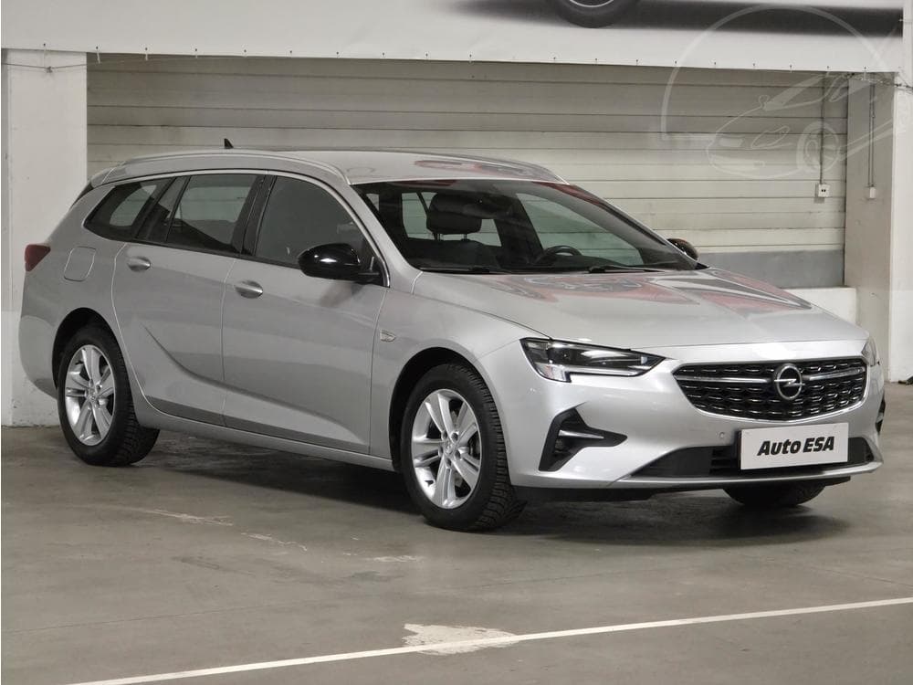 2021 Opel INSIGNIA