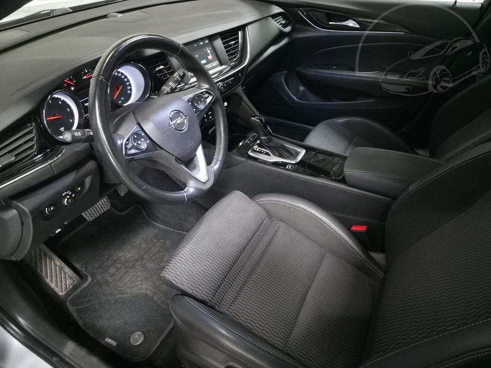 2021 Opel INSIGNIA - 9