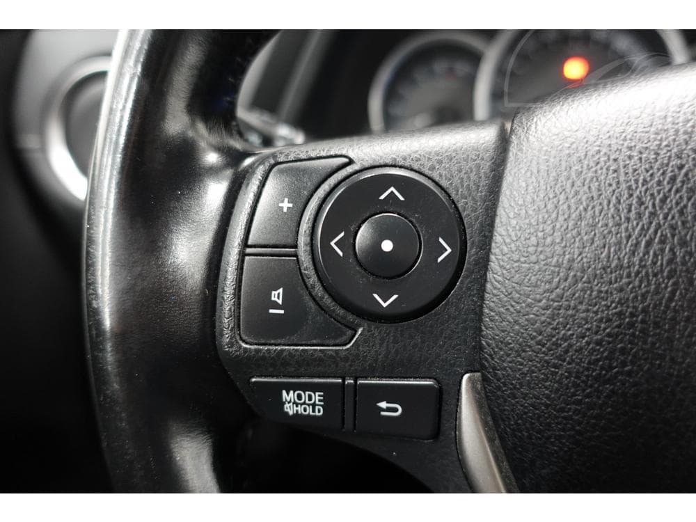 2015 Toyota AURIS - 16