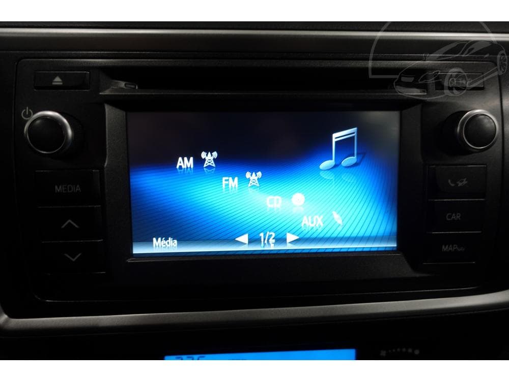 2015 Toyota AURIS - 18