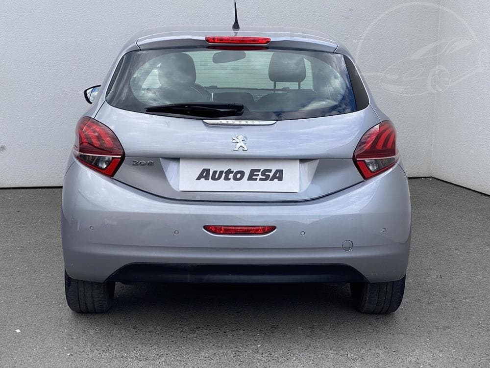 2019 Peugeot 208 - 9
