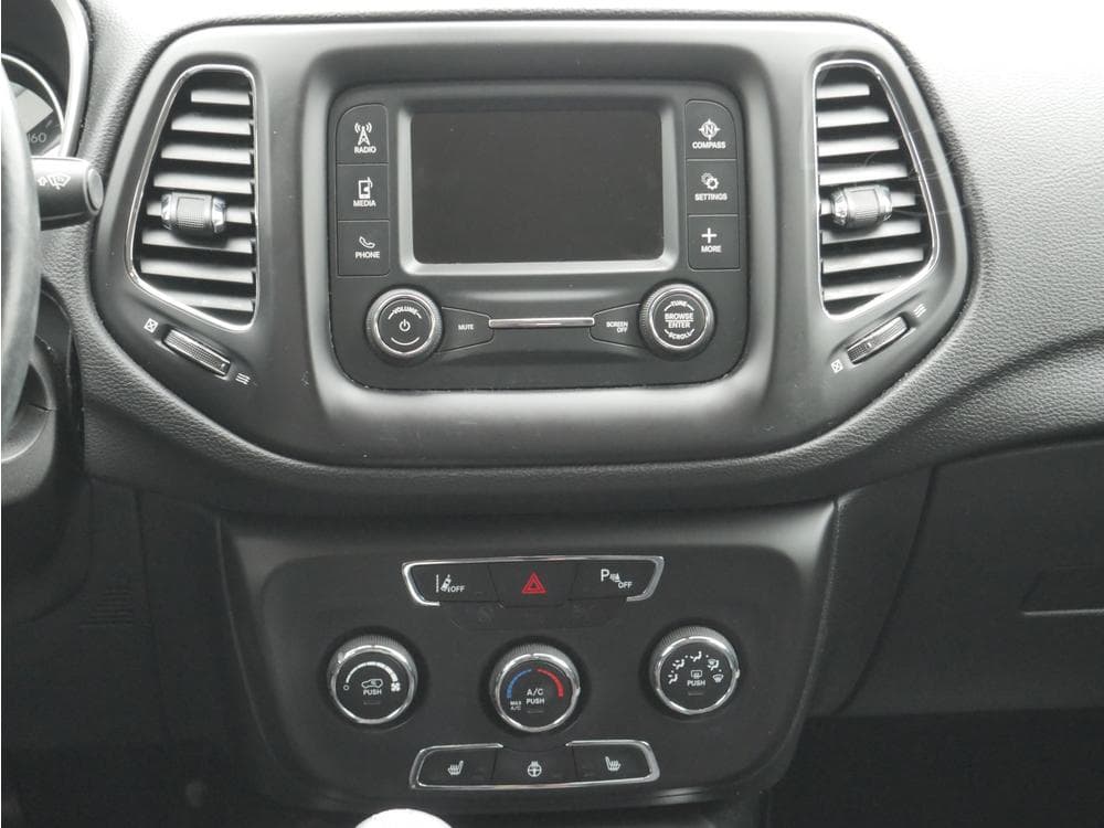 2018 Jeep Compass - 11