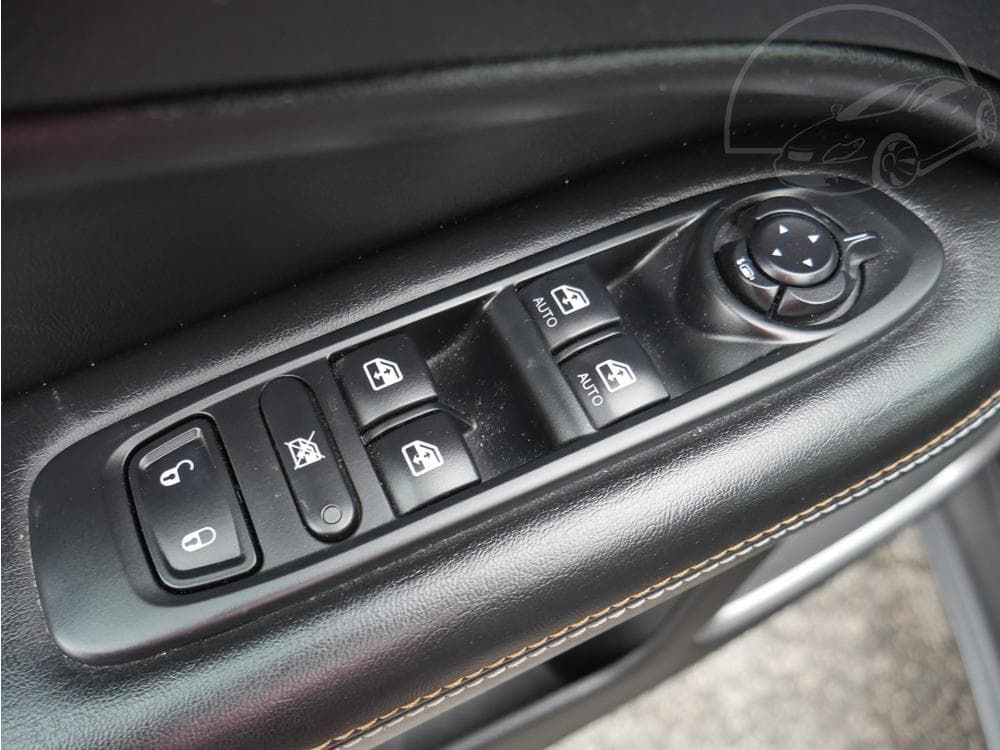 2018 Jeep Compass - 16