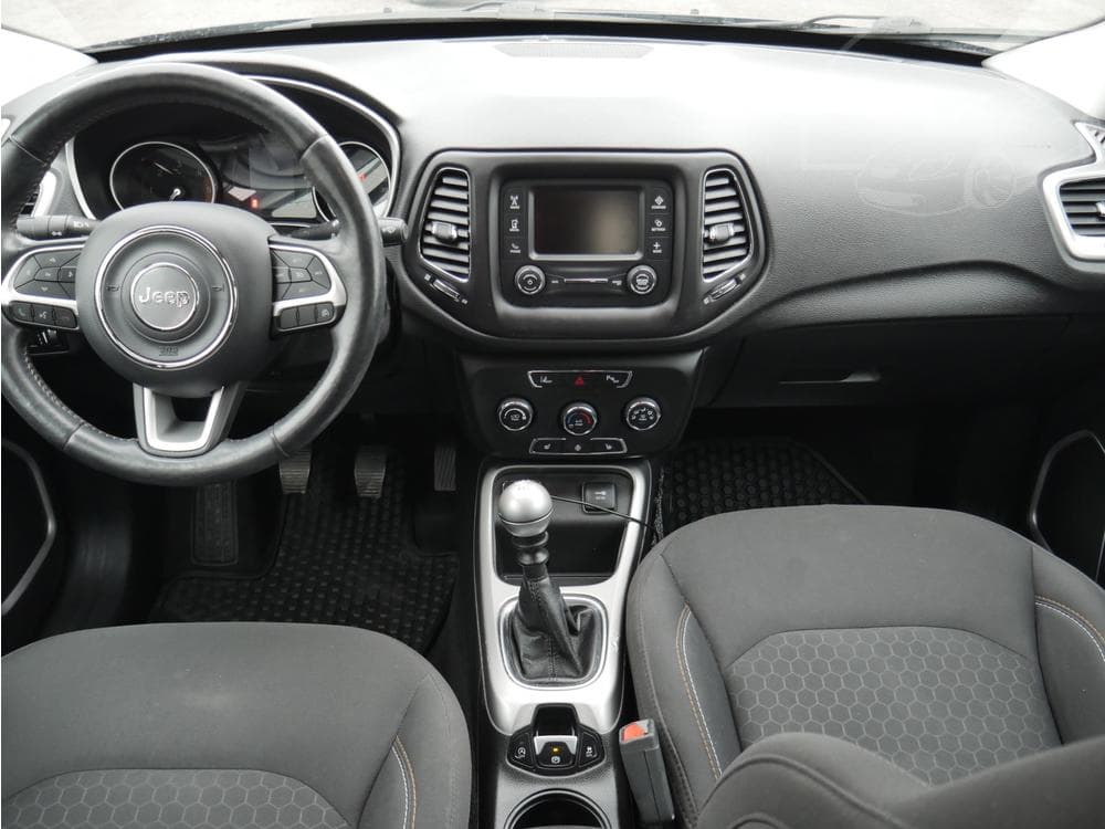 2018 Jeep Compass - 8