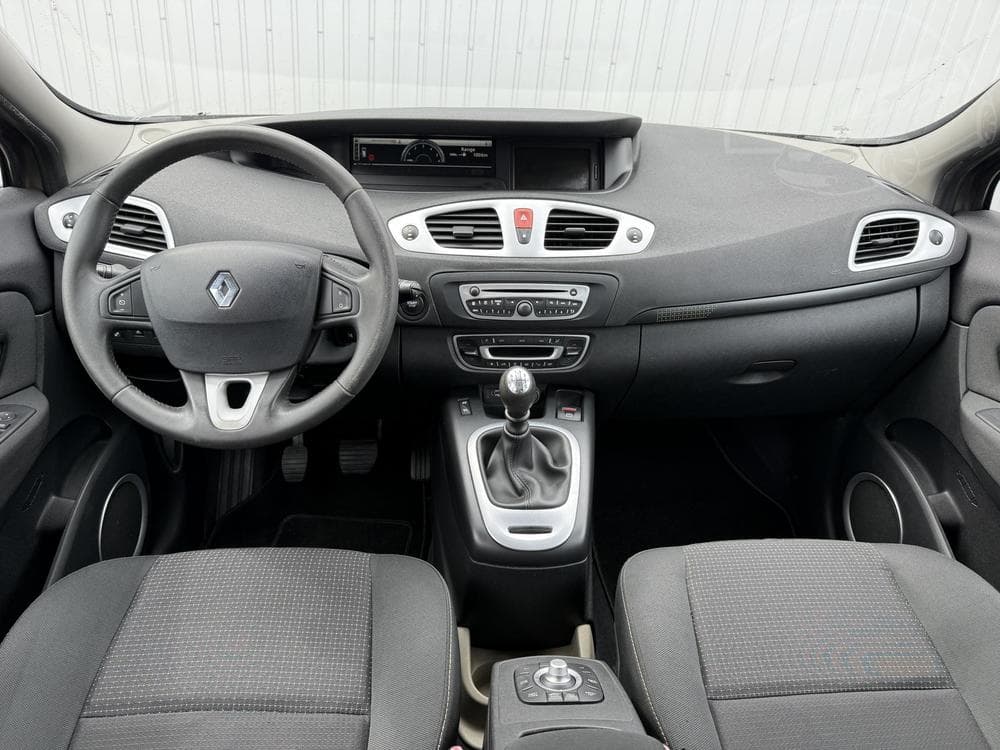 2010 Renault SCENIC - 29