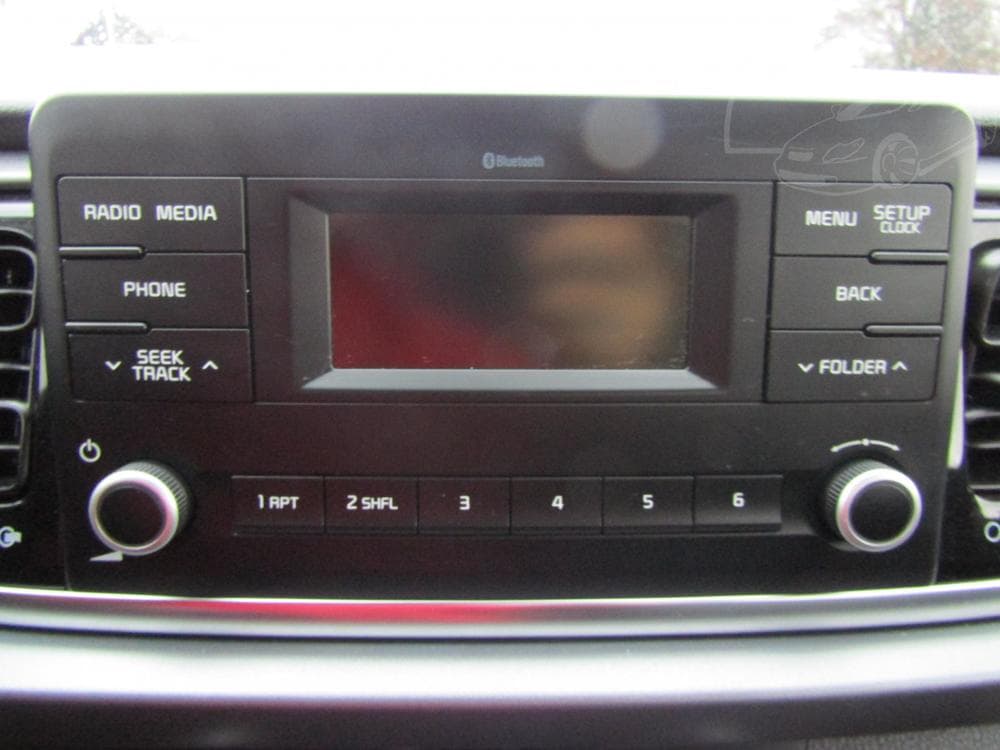 2019 Kia RIO - 43