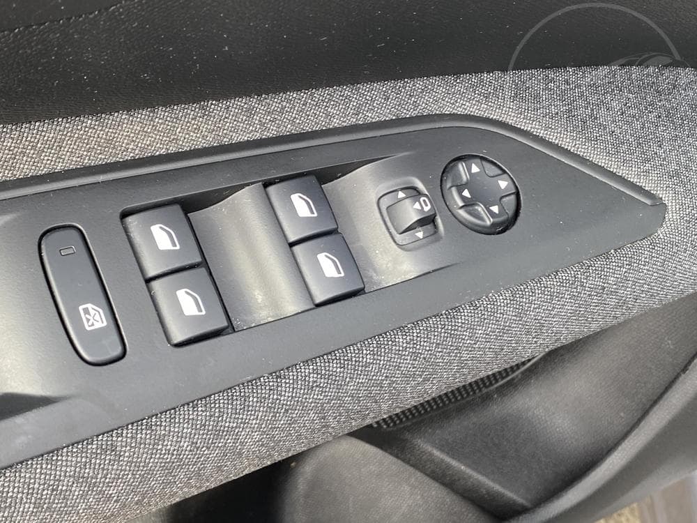 2021 Peugeot 3008 - 11
