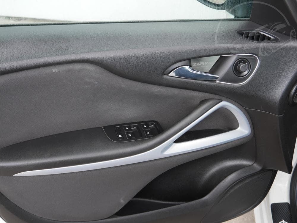 2016 Opel ZAFIRA - 15