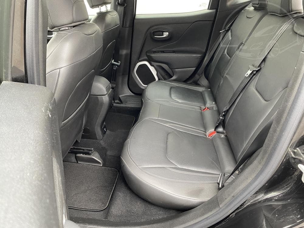 2015 Jeep Renegade - 10