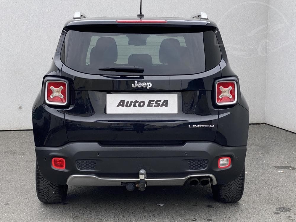 2015 Jeep Renegade - 5