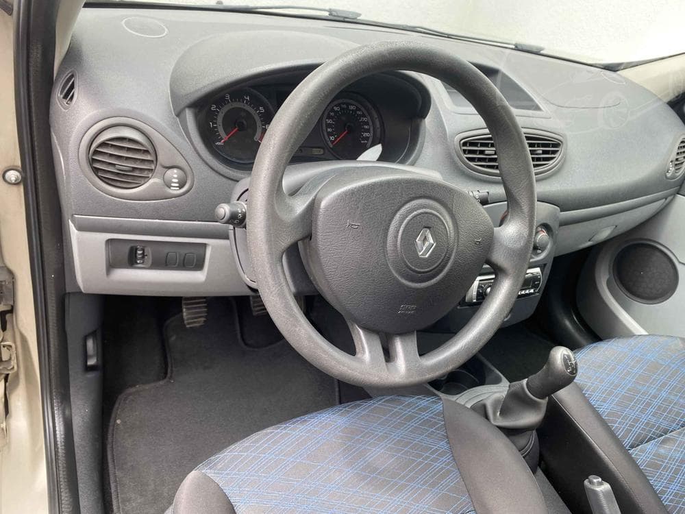 2007 Renault CLIO - 12