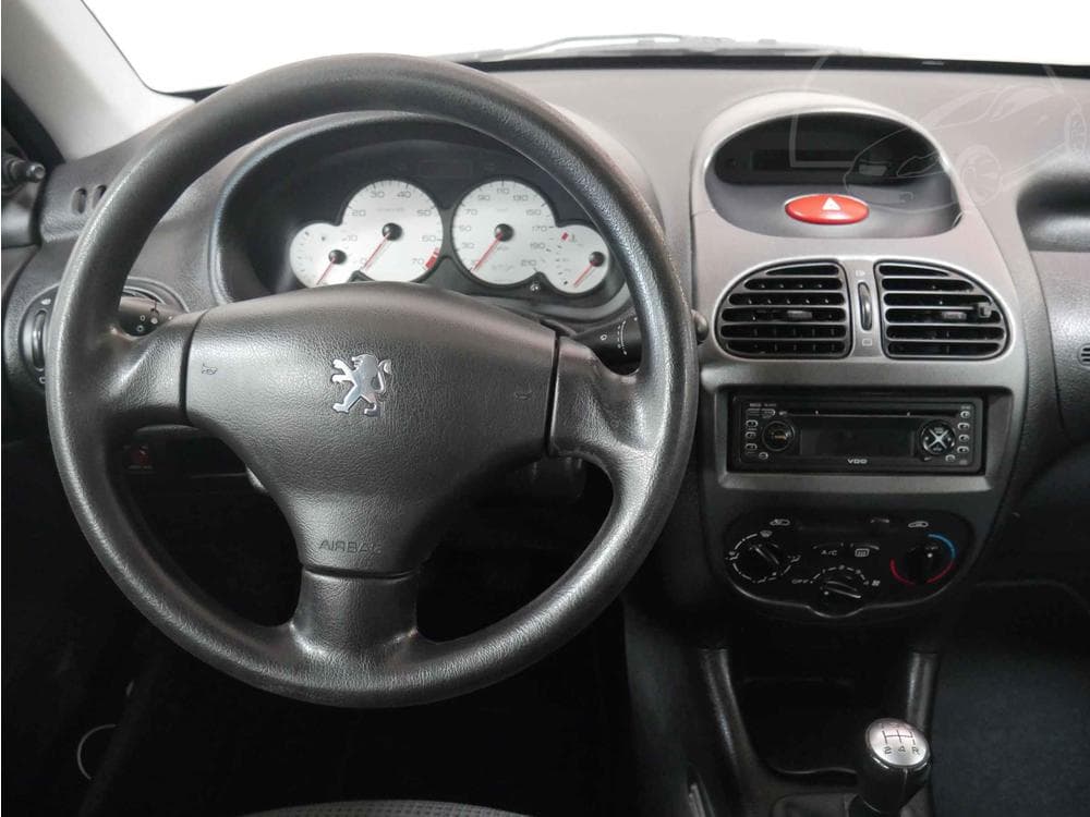 2004 Peugeot 206 - 13