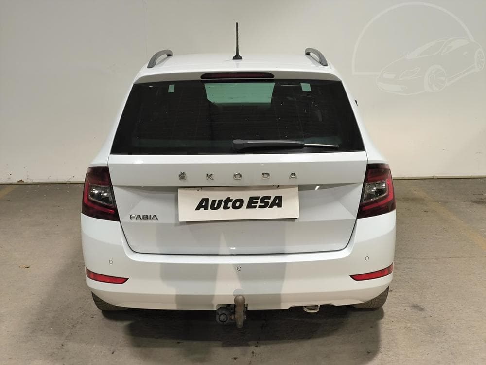 2021 Škoda FABIA - 21