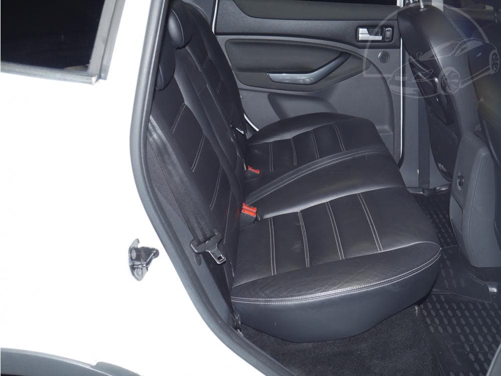 2010 Ford KUGA - 21