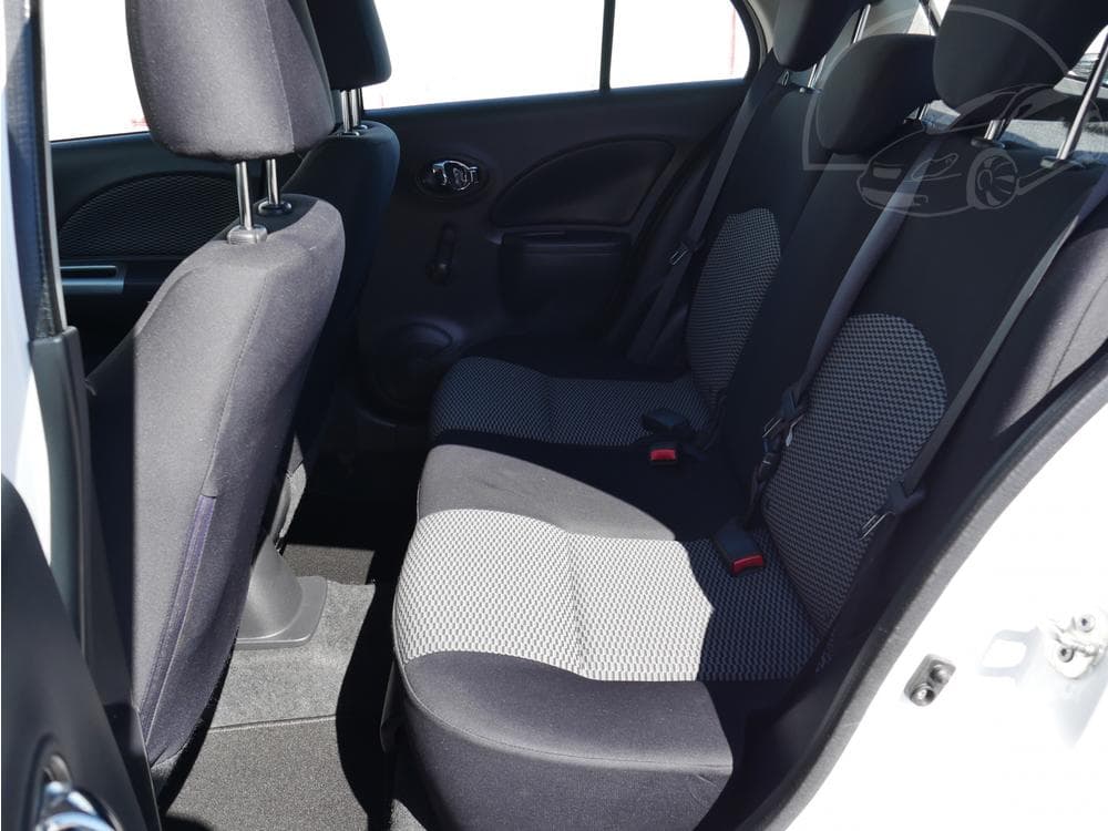 2016 Nissan MICRA - 19
