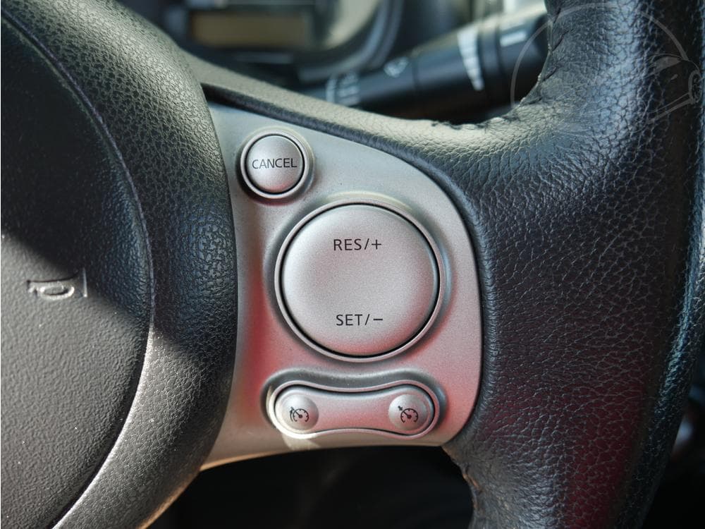2016 Nissan MICRA - 25