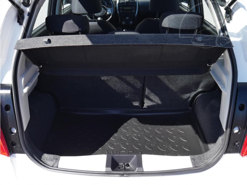 2016 Nissan MICRA - 13