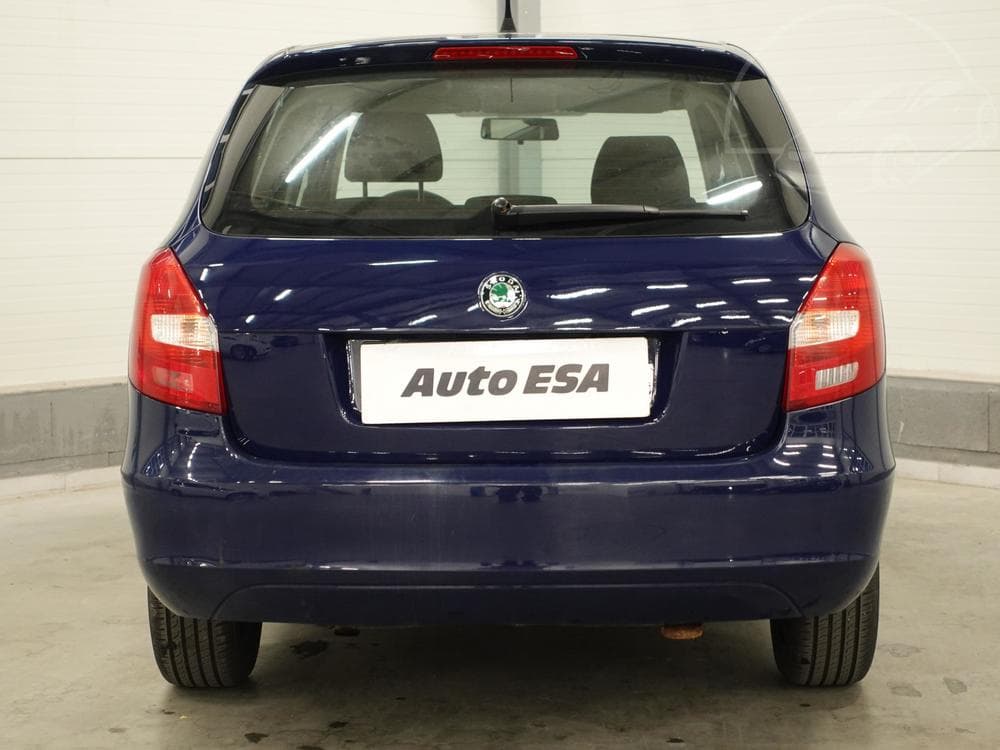 2010 Škoda FABIA - 5